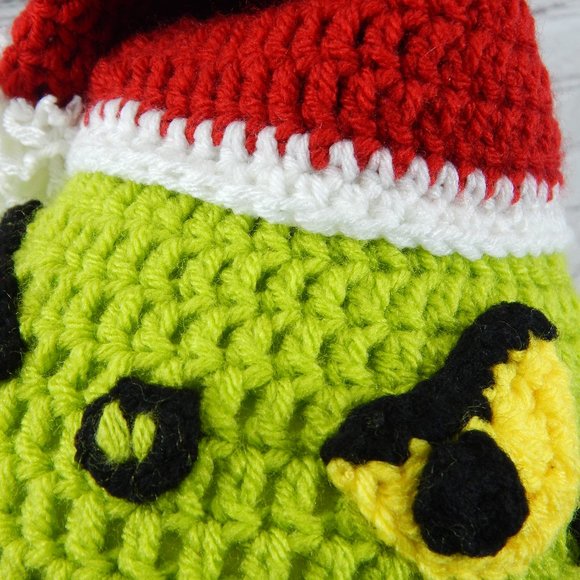 The Grinch Crocheted Handmade Beanie 3-4yo - Picture 6 of 6